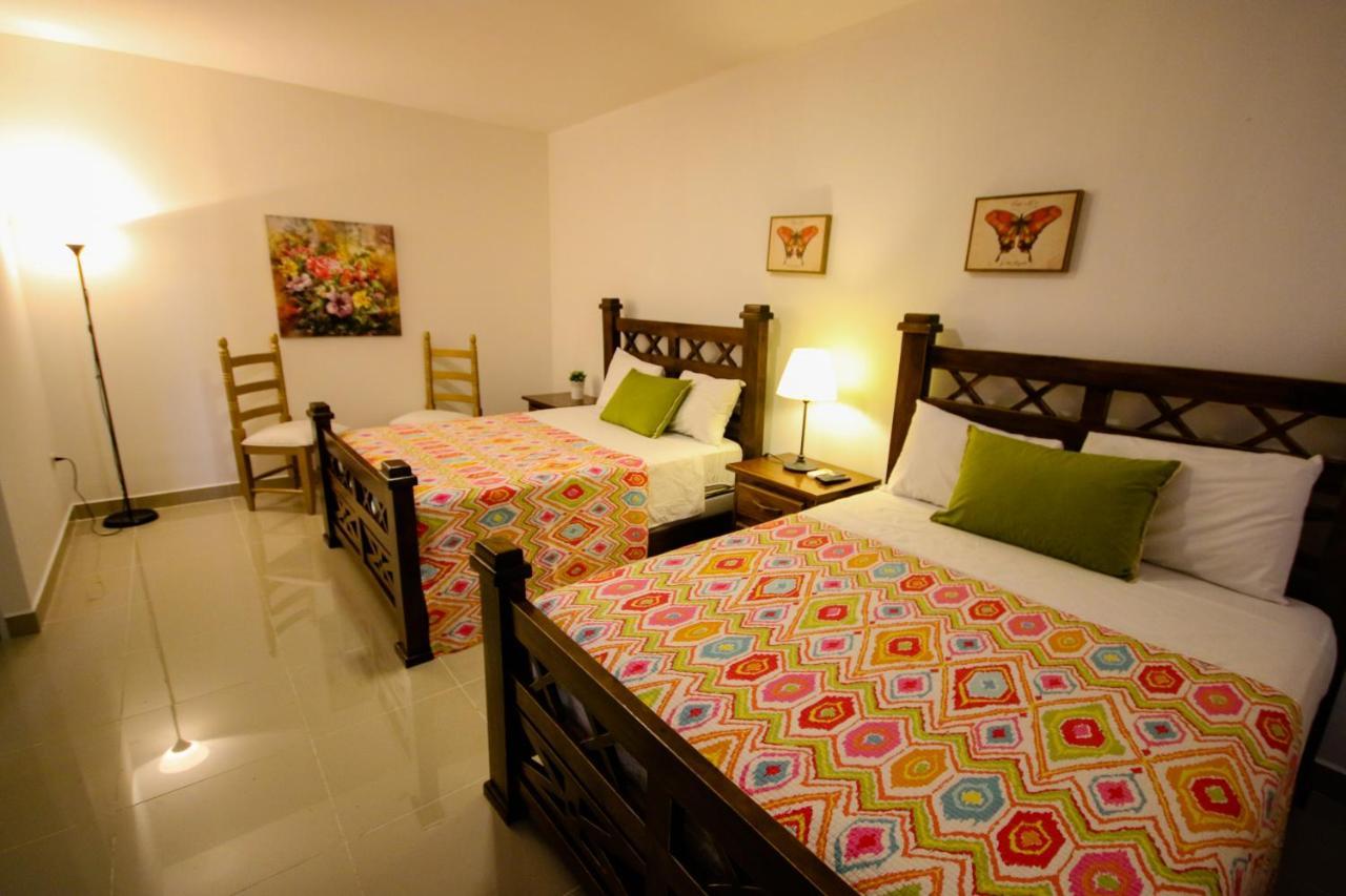 Rancho Guacamayos Hotel & Restaurantes Bonao ภายนอก รูปภาพ