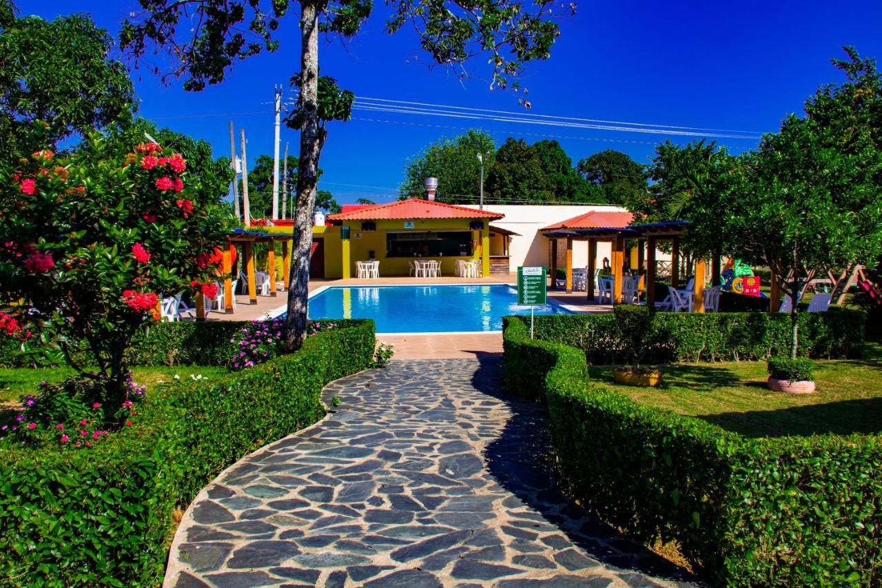 Rancho Guacamayos Hotel & Restaurantes Bonao ภายนอก รูปภาพ