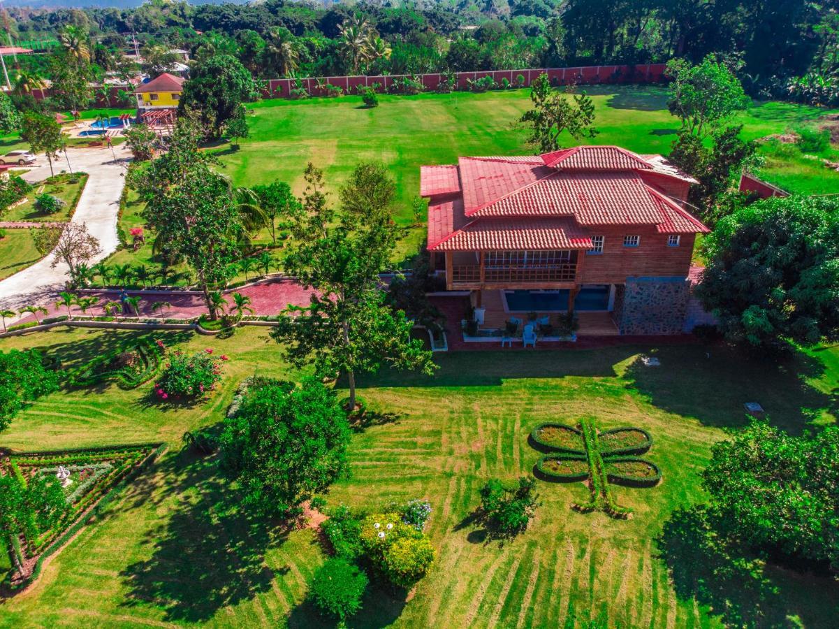 Rancho Guacamayos Hotel & Restaurantes Bonao ภายนอก รูปภาพ