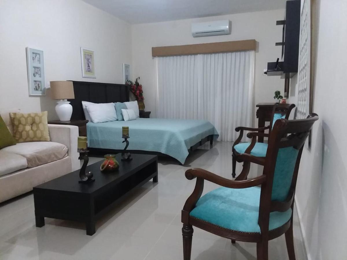 Rancho Guacamayos Hotel & Restaurantes Bonao ภายนอก รูปภาพ